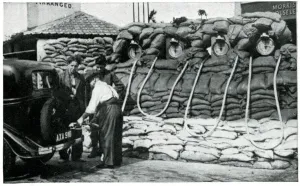 Bags Prints: Air raid preparations at London gas station, September 1939