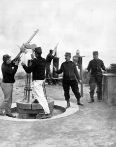 Aeroplane Prints: Anti-aircraft machine-gun