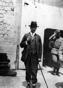 Images Dated 20th November 2004: Arnold Bennett in France, 1915