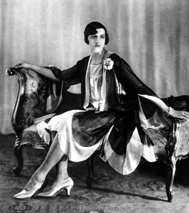 Chiffon Prints: Autumn fashion selection, 1926