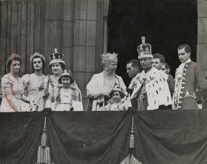 King Prints: Balcony Scene After Coronation of King George VI