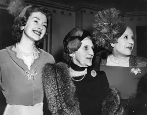 Mar18 Prints: Barbara Cartland with mother Polly and daughter Raine