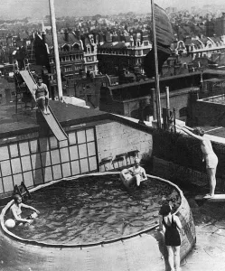 Department Prints: Bathing pool on Selfridges rooftop
