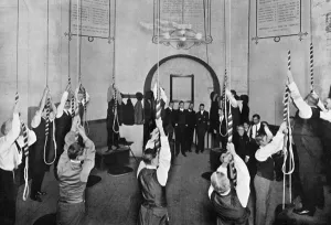 Bells Prints: The bell ringers of St Pauls Cathedral, 1903