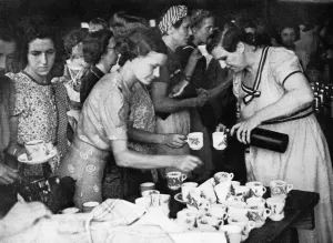 Malaysia Prints: British refugees from Penang