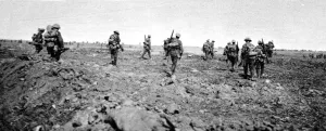 Part Prints: British soldiers advancing as reinforcements