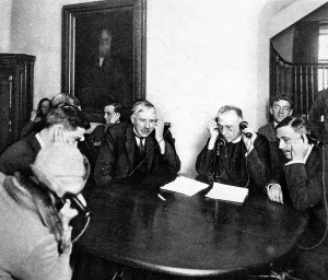 Shortly Prints: Cambridge speaking to Harvard