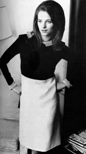 Crepe Prints: Charlotte Rampling in Jean Varon