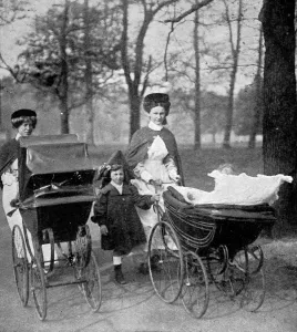 Nurse Prints: Childrens nurse in London