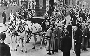 Landau Prints: Coronation 1953, Queen accepts pearl sword at Temple Bar