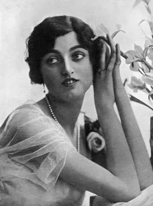 Sylvia Prints: Countess Poulett