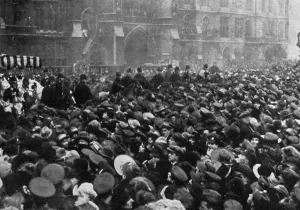 Patricia Prints: Crowd at wedding of Princess Patricia of Connaught