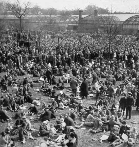 Crowd Prints: Crowds at London Zoo on Easter Monday, 1928