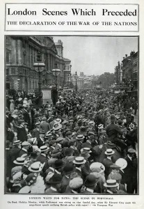 Straw Prints: Crowds in Whitehall, London, waiting for news, WW1