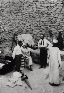 Waiting Prints: The Discovery of The Chamber of Wonders, 1922