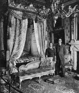 1955 Prints: The Duke of Bedford opens Woburn Abbey