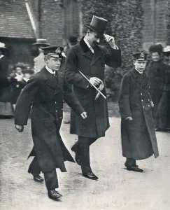 Prints of EDWARD VIII The Prince of Wales (later Edward VIII) and Prince Albert (later George VI) with their uncle (Queen Marys brother). Prince Alexander of Teck. Date: 1911 January Prints: Edward Viii / Family 1911