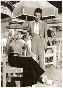 Summer Prints: Elsa Schiaparelli and daughter Gogo at Monte Carlo