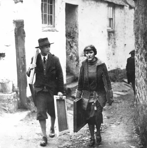 Images Dated 1st June 2017: Ernest and Dod Procter, Newlyn, 1927