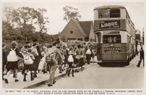 Biggest Prints: The Evacuation of Children from London