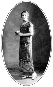 Crepe Prints: Fashion for September 1923