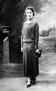Crepe Prints: Fashions for September 1923