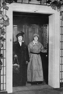 Jobs Prints: Female lift attendant at a West End business, WW1