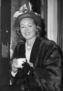 Florence Prints: Florence Desmond