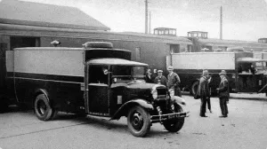Bank Prints: The Flow of Gold from the USA to France: Bullion in Kegs. Th