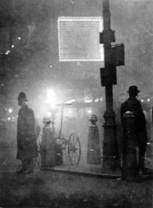 Standing Prints: Fog in Piccadilly Circus, London, 1924