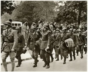 Paris Prints: French reservists marching through Paris, September 1939