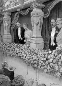 Balcony Prints: George V, Queen Mary, Princess Mary, Viscount Lascelles