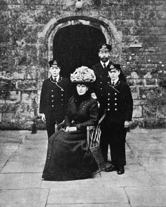 Images Dated 8th June 2004: George V, Queen Mary and the Royal Cadets