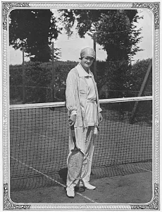 Masculine Prints: Gertie Millar in a trouser suit, 1916