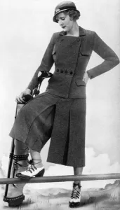 Clubs Prints: Golfing outfit from Marshall and Snelgrove