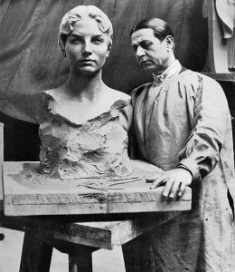 Player Prints: Haig Paitgan sculpting Helen Wills Moody