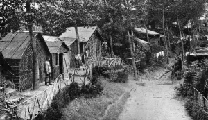 Homes Prints: Ideal homes near the Aisne, WW1