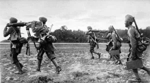 Indian Prints: Indian machine gunners mobilize