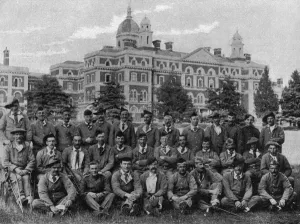 Invalids Prints: Invalids at Royal Victoria Hospital, Netley, 1900