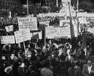 Election Prints: Italian elections- Communist parade in Rome