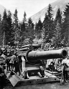 Italian Prints: Italian siege-gun