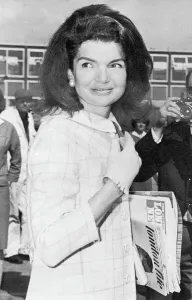 Jackie Prints: Jackie Kennedy carrying London Life magazine