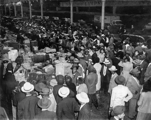 West Prints: Jamaican immigrants arriving in Britain