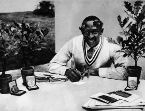 Jump Prints: Jesse Owens (1913-1980)