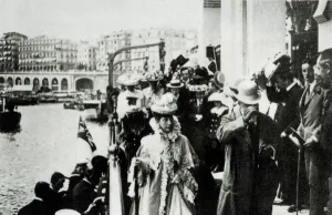 Alexandra Prints: King Edward VII and Queen Alexandra at Algiers