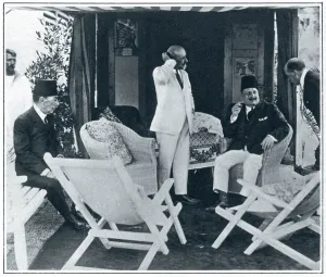 Visiting Prints: King Fuad of Egypt at the Venice Lido, 1927