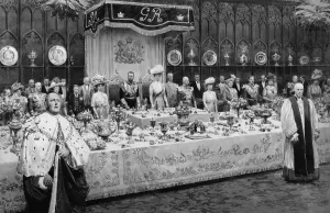 Japanese Prints: King George V and Queen Mary at a banquet