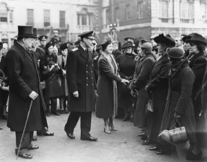 Duties Prints: King and Queen meeting widows of the Ajax and Exeter