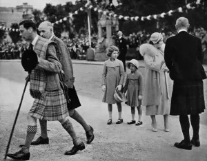 Kilt Prints: King and Queen, Princesses Margaret and Elizabeth, Ballater