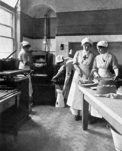 Cook Prints: Kitchen at Weir Red Cross Hospital, Balham, London, WW1